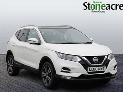 White Used 2018 Nissan Qashqai N-Connecta SUV | £9,495 (Good price)