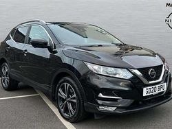 Pearl black Used 2020 Nissan Qashqai N-Connecta SUV | £14,490 (Good price)