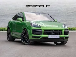 Green Used 2023 Porsche Cayenne Platinum Edition SUV | £65,995 (Expensive)