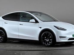 White Used 2022 Tesla Model Y Long Range AWD SUV | £32,198
