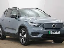Grey Used 2022 Volvo XC40 Core SUV | £25,990 (Fair price)