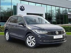 Grey Used 2022 VW Tiguan Life SUV | £19,991 (Fair price)