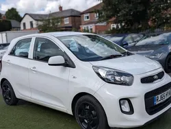 White Used 2015 Kia Picanto Air Hatchback | £3,500 (Fair price)