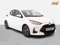 White Used 2021 Toyota Yaris Hybrid Design Hatchback | £15,195 (Good price)
