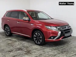 Red Used 2017 Mitsubishi Outlander P-HEV Estate | £9,695 (Fair price)