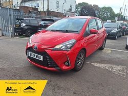Red Used 2019 Toyota Yaris Hybrid Hatchback | £8,395 (Fair price)