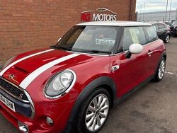 Red Used 2014 Mini Cooper S Hatch Hatchback | £4,995 (Fair price)