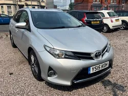 Used 2015 Toyota Auris Touring Sports Estate | £3,995 (Fair price)