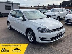 White Used 2015 VW Golf VII Match Hatchback | £9,495 (Fair price)