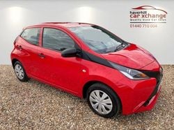 Red Used 2016 Toyota Aygo Hatchback | £4,395 (Good price)