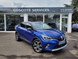 Blue/black Used 2022 Renault Captur SE SUV | £13,895 (Fair price)