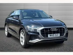 Orca black met Used 2019 Audi Q8 S-Line SUV | £34,395 (Good price)
