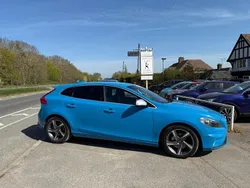 Blue Used 2014 Volvo V40 R-Design Estate | £7,495 (Fair price)