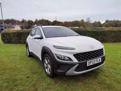 White Used 2022 Hyundai Kona SE SUV | £14,695 (Fair price)