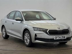 Brilliant silver metallic Used 2024 Skoda Octavia SE Technology Hatchback | £20,995 (Good price)