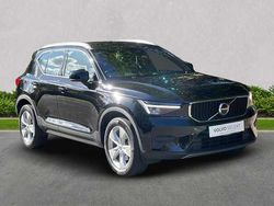 Used 2022 Volvo XC40 Core SUV | £26,089 (Fair price)