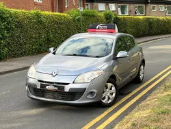 Blue Used 2010 Renault Mégane III Expression Hatchback | £2,950 (Good price)