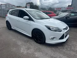 White Used 2014 Ford Focus Zetec Hatchback | £3,795 (Fair price)