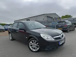 Black Used 2007 Vauxhall Vectra Elite Hatchback | £2,500 (A bit pricey)