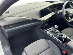 White Used 2024 Vauxhall Astra Ultimate Estate | £20,450 (Fair price)