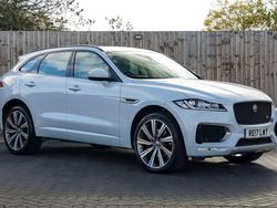 White Used 2017 Jaguar F-Pace S SUV | £20,995 (A bit pricey)