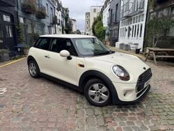 White Used 2015 Mini ONE Hatch Hatchback | £6,999 (Fair price)