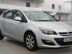 Silver Used 2015 Vauxhall Astra Design Edition Hatchback | £2,990 (Good price)
