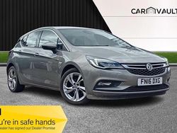 Grey Used 2016 Vauxhall Astra SRi Hatchback | £4,994 (Fair price)