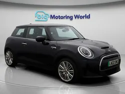 Used 2022 Mini Cooper SE Hatch Hatchback | £15,600 (A bit pricey)
