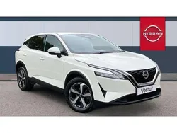 White Used 2022 Nissan Qashqai N-Connecta SUV | £18,981 (Good price)