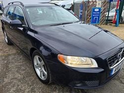 Blue Used 2011 Volvo V70 SE Estate | £2,999 (Good price)