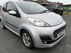 Silver Used 2014 Peugeot 107 Allure Hatchback | £1,595 (Good price)
