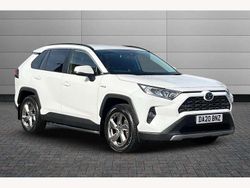 Pure white Used 2020 Toyota RAV4 Hybrid Design SUV | £22,850 (Fair price)