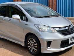 Silver Used 2014 Honda Jazz Hybrid Hatchback | £7,950 (Fair price)