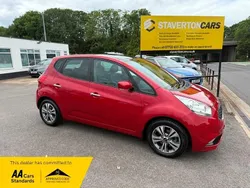 Red Used 2017 Kia Venga 4 Hatchback | £11,995 (Fair price)