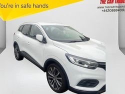 White Used 2019 Renault Kadjar Iconic SUV | £10,188 (Fair price)