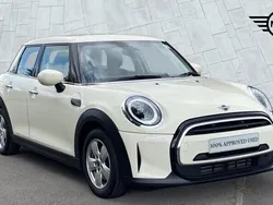 White Used 2022 Mini Cooper Classic Hatchback | £14,990 (Fair price)