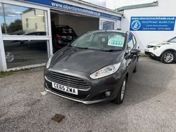 Grey Used 2015 Ford Fiesta Zetec Hatchback | £6,999 (Fair price)