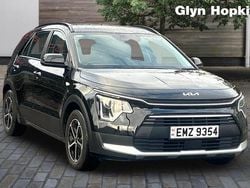 Black Used 2024 Kia Niro SUV | £21,845 (Good price)