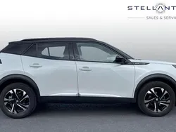 White Used 2021 Peugeot 2008 GT SUV | £13,046 (Fair price)