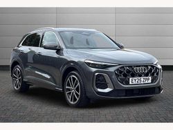 Daytona grey Used 2025 Audi Q5 Advanced SUV | £48,250 (A bit pricey)