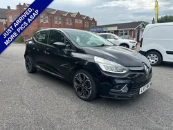 Black Used 2017 Renault Clio IV Dynamique Hatchback | £6,995 (Fair price)