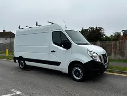 White Used 2017 Nissan NV400 SE Van | £8,995 (Super price)