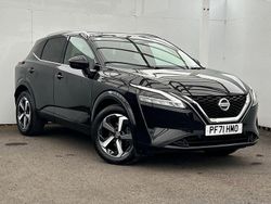 Black Used 2022 Nissan Qashqai S SUV | £17,221 (Fair price)
