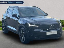 Black Used 2021 Volvo XC40 R-Design SUV | £19,949 (Fair price)
