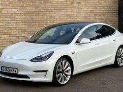 White Used 2019 Tesla Model 3 Performance Sedan | £18,995 (Fair price)
