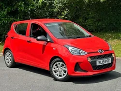 Red Used 2019 Hyundai i10 Hatchback | £7,495 (Good price)