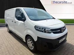 White Used 2020 Vauxhall Vivaro S Van | £9,995 (Fair price)