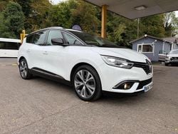 White Used 2017 Renault Grand Scénic IV Dynamique MPV | £7,695 (Fair price)