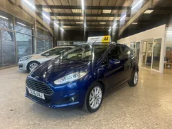 Blue Used 2016 Ford Fiesta Titanium Hatchback | £3,991 (Good price)